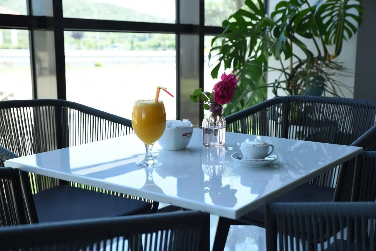 **** Hotel Fjortes Palace Frakull e Madhe Albania
